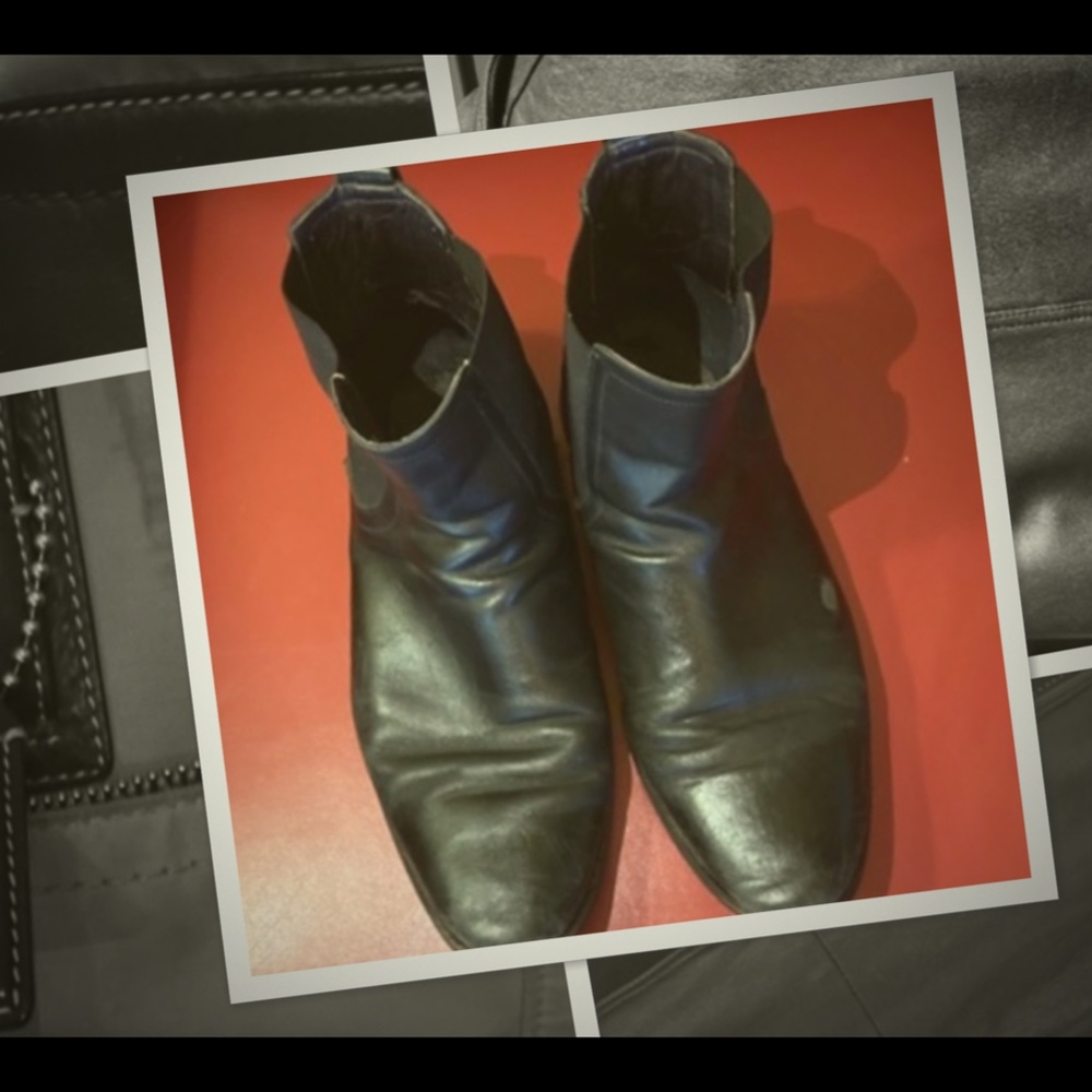 Men's Cole Haan Chelsea Boots - Picture 3 of 12